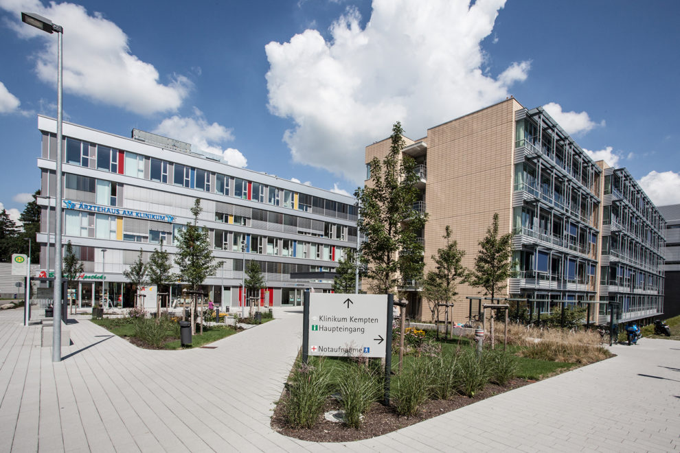 Außenaufnahme Klinikum Kempten.