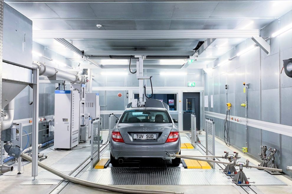 TÜV Süd in Heimsheim_Fahrzeugprüfstand
